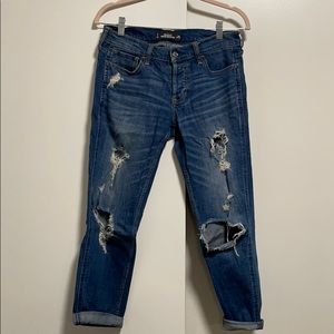 Hollister Co. vintage boyfriend cropped jeans